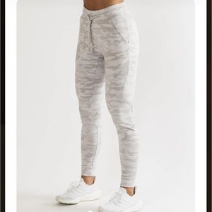Alphalete joggers, Silver Camo, Size Medium. New with tags!